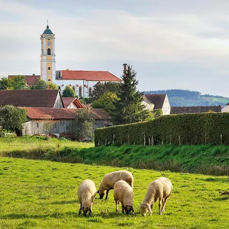 Отель Sonnenhof 4*